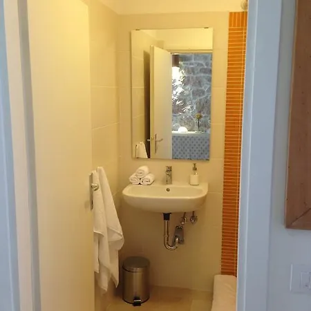 Ten-Punat Apartments Room photo